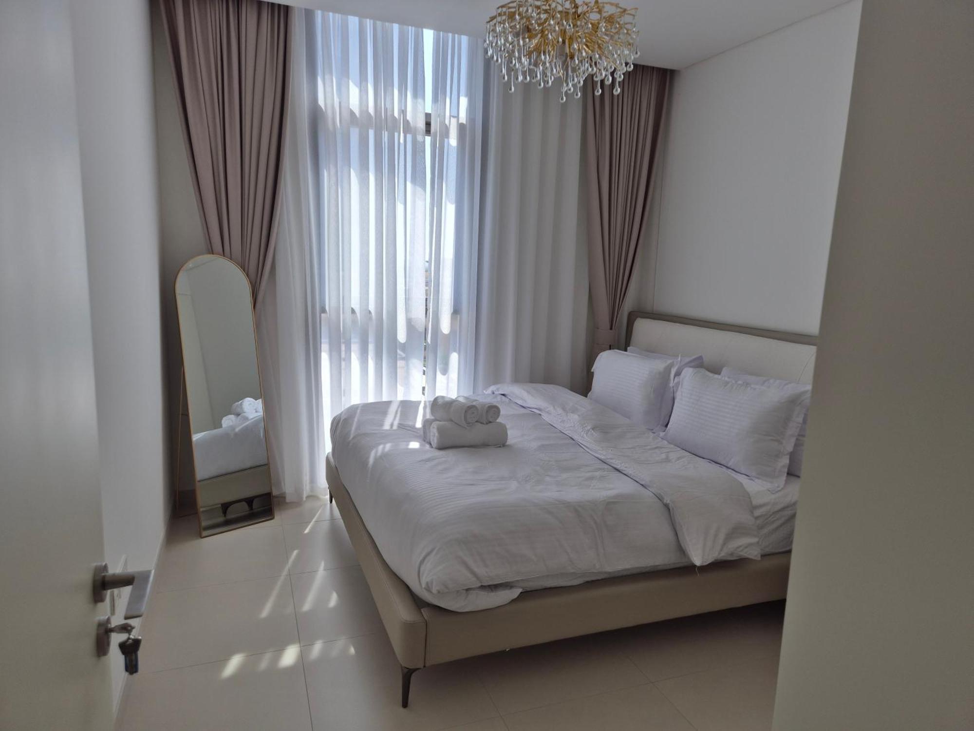 Downtown Luxury By Mall & Burj Khalifa شقة *