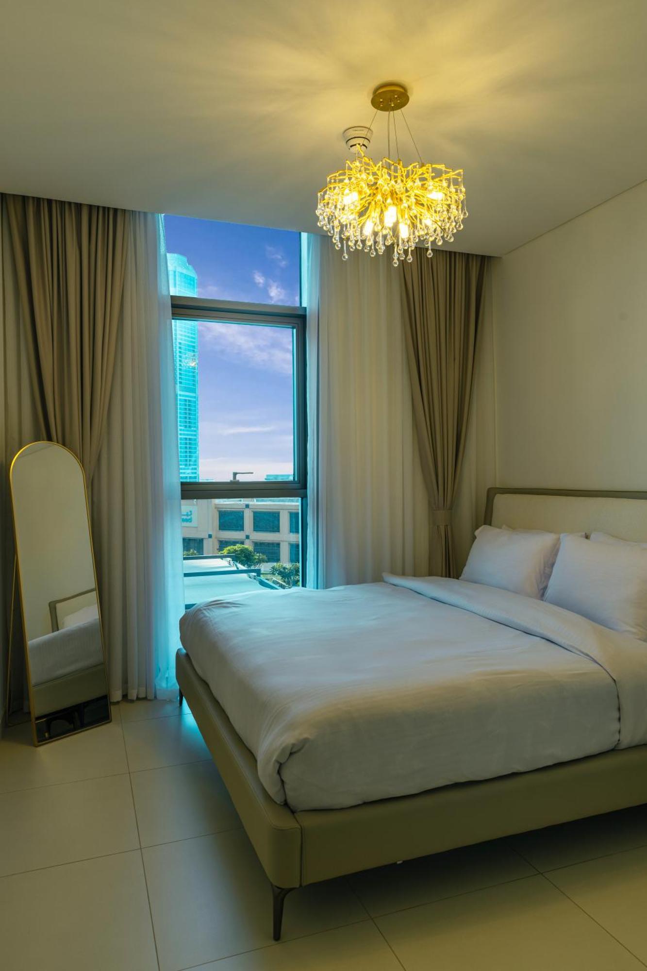 شقة Downtown Luxury By Mall & Burj Khalifa دبي