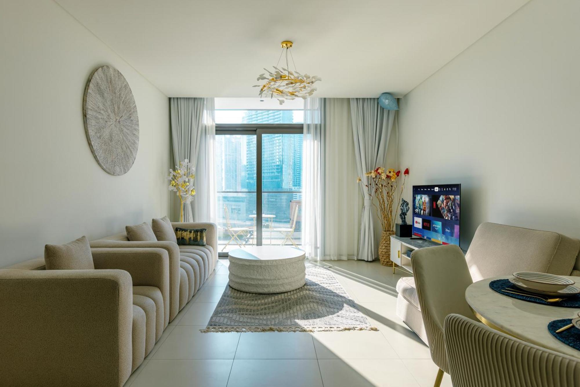 Downtown Luxury By Mall & Burj Khalifa دبي